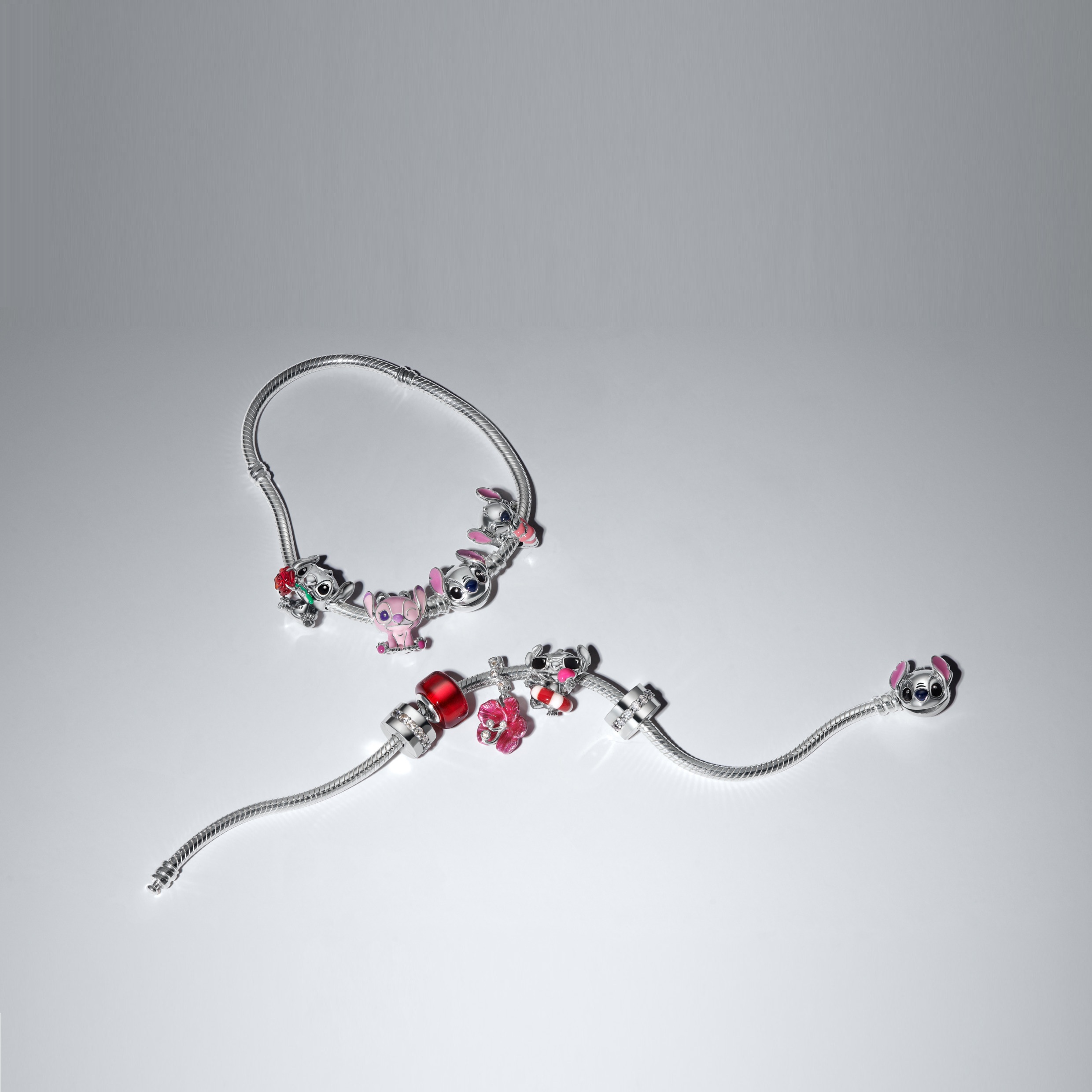 2026 Pandora x Disney 系列新品 手鏈$4,080串飾$1,080起