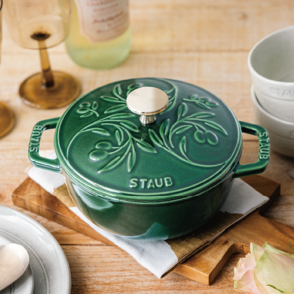 STAUB橄欖雕花琺瑯鑄鐵+食鍋16cm