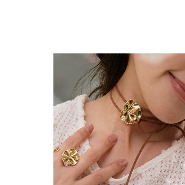 光冉Accessories 初次牽手的悸動-戒指 推薦價1,380元起 & 盛放-項鍊 推薦價980元