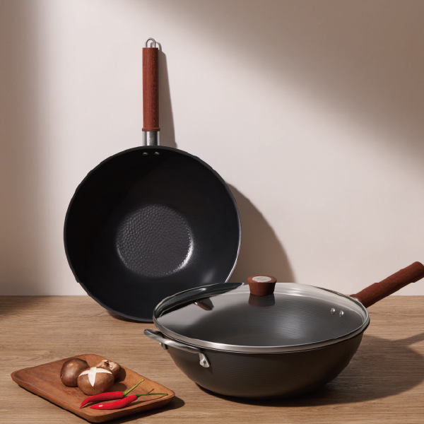 ZWILLING DRAGON IRON TI II 無塗層不易鏽錘紋中式鈦鐵炒鍋32cm