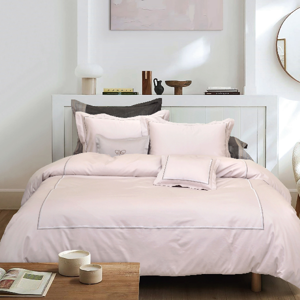 長纖細棉繡花雙人床組